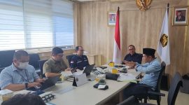 Foto: Rapat yang dipimpin Direktur Teknik dan Lingkungan Ditjend Gatrik Kementerian ESDM