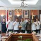 Foto: Wakil Bupati Karimun Rocky Marciano Bawole beserta Tim bersama Wakil Walikota Pekanbaru beserta Tim