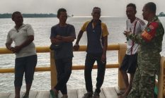 Babinsa Pelda Erdianto Ingatkan Tekong Pompong Utamakan Keselamatan di Laut